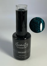Charger l'image dans la galerie, Vernis semi permanent - Green Galaxy - Beauty Passion