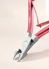 Charger l'image dans la galerie, Pince à cuticules professionnelle