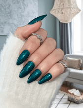 Charger l'image dans la galerie, Vert Boréal - Vernis Semi Permanent nº62