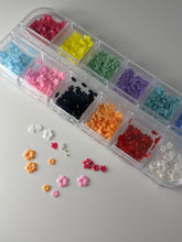 Charger l'image dans la galerie, Fleurs 3D et Perles - 12 couleurs