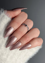 Charger l'image dans la galerie, vernis semi permanent nacre rosé - Beauty Passion