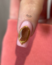 Charger l'image dans la galerie, Cat eyes marron pierre précieuse nail art dorée gel texture 3D ligne