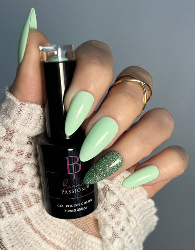 Sweet Green - Beauty Passion - Vernis Semi Permanent - Nails - Onglerie