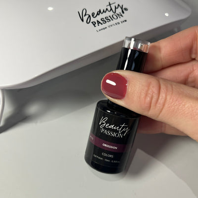 Pose de vernis semi-permanent : méthode facile, résultats professionnels