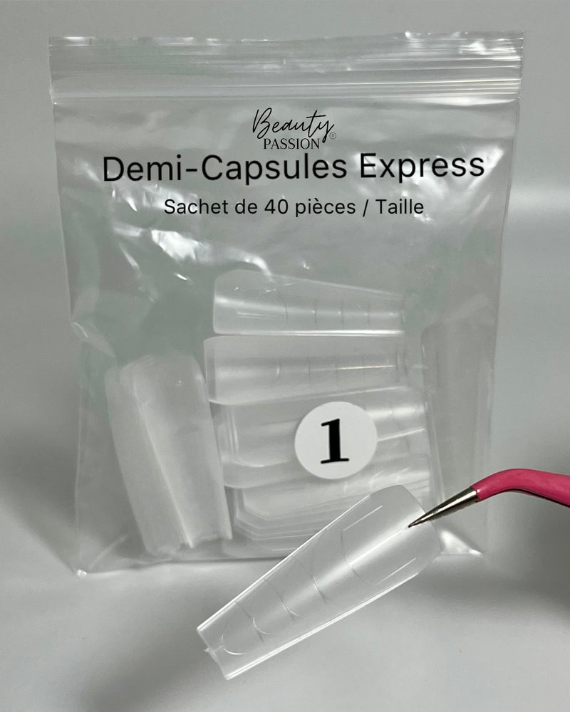 Sachet transparent de 40 demi-capsules Express Beauty Passion, forme [insérer forme ex: Amande] pour pose de faux ongles.