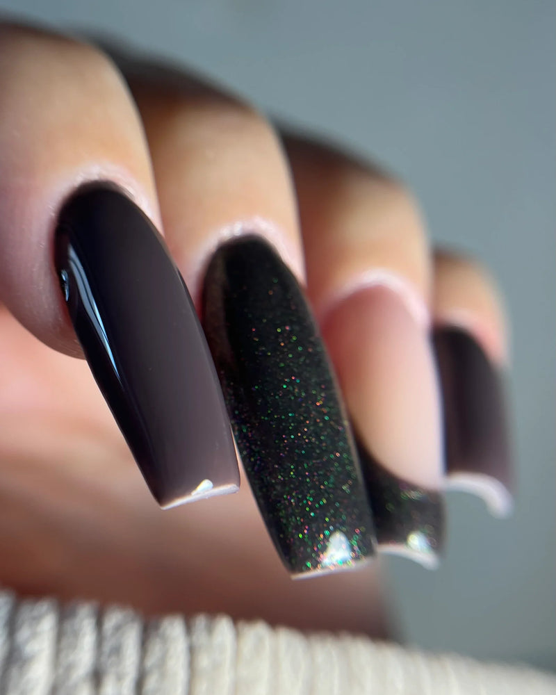 Gris Profond - Vernis Semi Permanent n°111