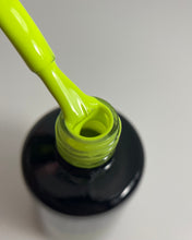 Charger l'image dans la galerie, VSP UNE COUCHE SUFFIT POUR UNE COUVANCRE PARFAITE JAUNE FLUO
