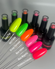 Charger l'image dans la galerie, Pack complet, 6 vernis semi permanent, fluo , jaune, vert, orange, rose de bonne qualité couvrance parfaite Beauty Passion.
