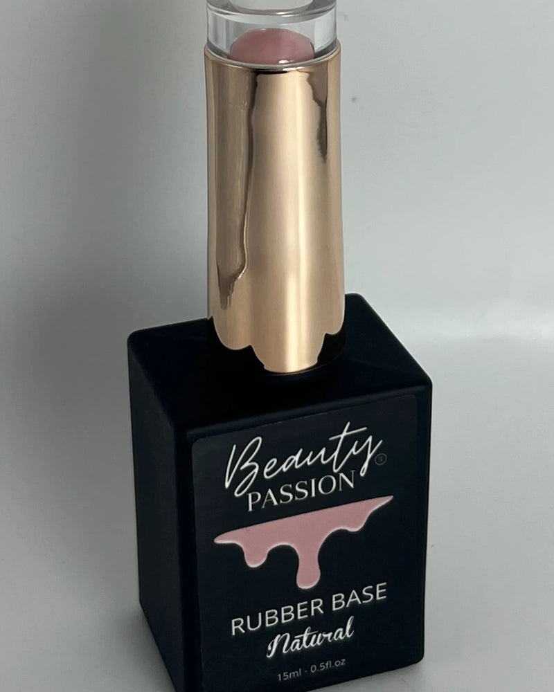 Rubber base Beauty Passion - Bouteille de 15l noire avec bouchon doré