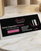 Charger l'image dans la galerie, Demi-capsule rapidité transparente sans encoche avec C-Curve intégré et guides de découpe pour formes Amande et Carré.
